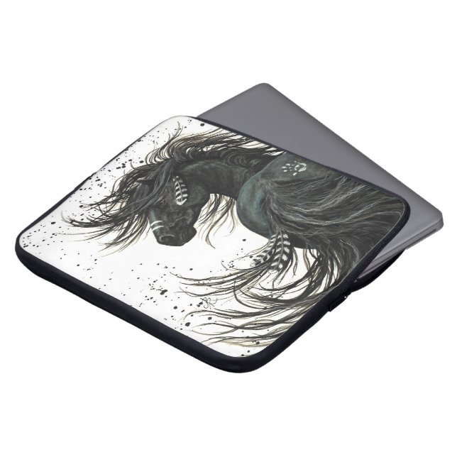 Friesiaans paard door zijdebeschermhoes laptop sleeve (Voorkant top)