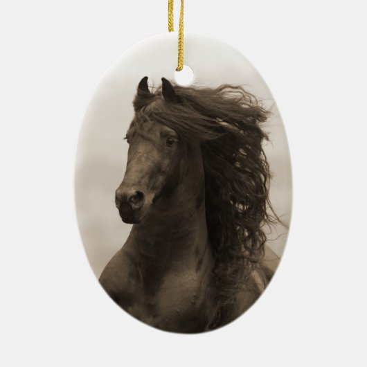 Friesian Runs Horse Holiday Ornament (Achterkant)