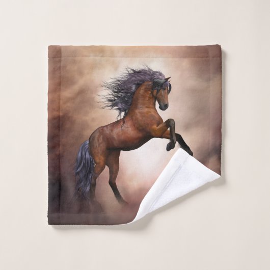 Friesisch bruin paard dat zich voortplant met slec bad handdoek (Wasdoekje)