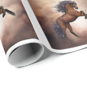 Friesisch bruin paard dat zich voortplant met slec cadeaupapier (Rol Hoek)