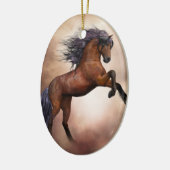 Friesisch bruin paard dat zich voortplant met slec keramisch ornament (Links)