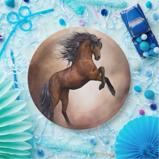 Friesisch bruin paard dat zich voortplant met slec papieren bordje (Feest)