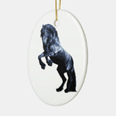 Friesisch paard, zwarte schoonheidshengst, gekarto keramisch ornament (Links)