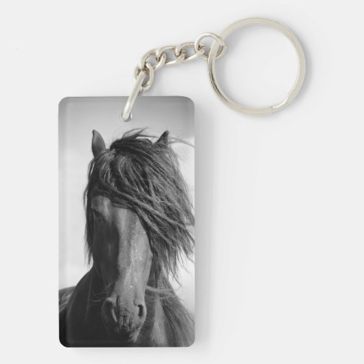 Friessische hengst in de wind. sleutelhanger (achterkant)