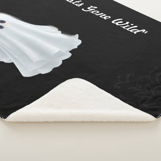 "Frightfully Funny Boos" Sherpa Deken (3/4)