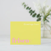 Frisco Texas typografisch geel roze  Briefkaart (Staand voorkant)