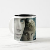 FRODO™ en Samwise sluiten Tweekleurige Koffiemok (Voorkant links)