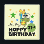 Froggie Hoppy 21st Birthday Magneet<br><div class="desc">Een oh zo schattig 21ste verjaardagsontwerp met een groene kikker met oogbrillen omringd door cadeaus,  ballonnen en sterren met tekst die luidt: "Het is mijn 21e verjaardag!". 21ste T-shirts voor verjaardag,  knoppen,  magneten,  kaarten,  keepsakes,  tassen,  mokken en andere artikelen die geweldig zijn voor iedereen die 21 wordt!</div>