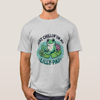 Froggy Vibes: Chill Frog op Lily Pad Design T-shirt