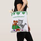 Fröhliche Weihnachten, Hund und Katze auf Deutsch Tote Bag (Dichtbij)