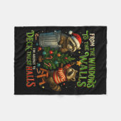 From The Windows To Walls Deck These Halls Raccoon Fleece Deken (Voorkant (Horizontaal))