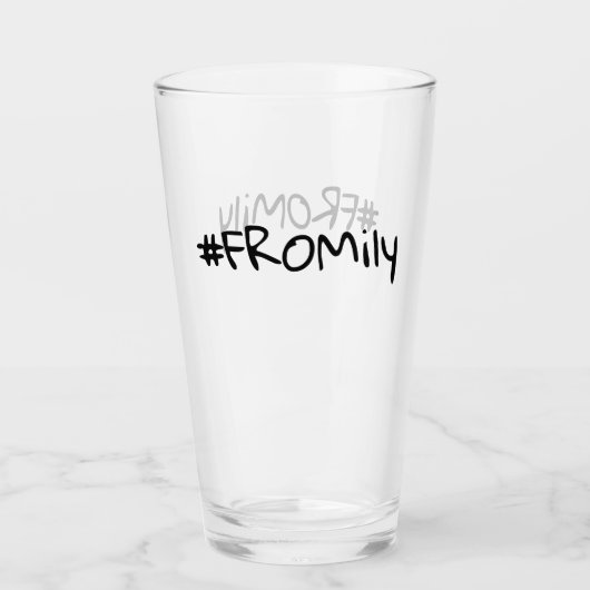 #FROMily van Fandom Korman Productions podcast Glas (Voorkant)