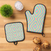 Front and back view of a pot holder set. ovenwant & pannenlap set (Top down)