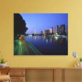 Front du Seine and Eiffel Tower, Parijs, Frankrijk Canvas Afdruk (Insitu (Woonkamer))
