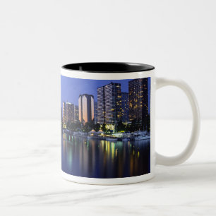 Front du Seine en Eiffeltoren, Parijs, Frankrijk 2 Tweekleurige Koffiemok