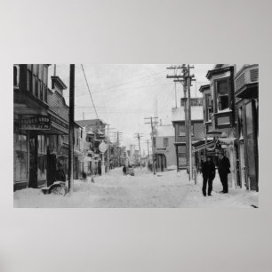 Front Street in Nome, Alaska bedekt met sneeuw Poster