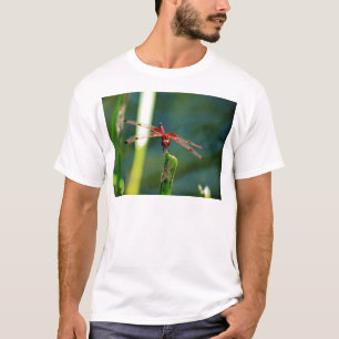 Frontale rode en zwarte dragonfly t-shirt