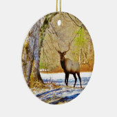 > frontale stier in sneeuw keramisch ornament (Rechts)