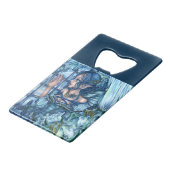 Frost Fairy Meisje's Uitzicht van een Sapphire Win Creditkaart Flessenopener (Voorkant Gekanteld)