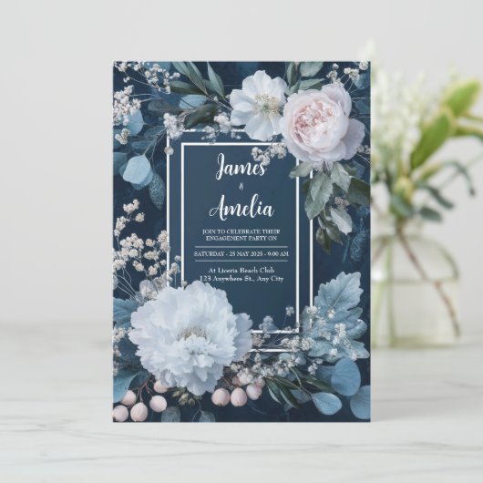 Frosted Blue Floral Wedding Kaart (Staand voorkant)