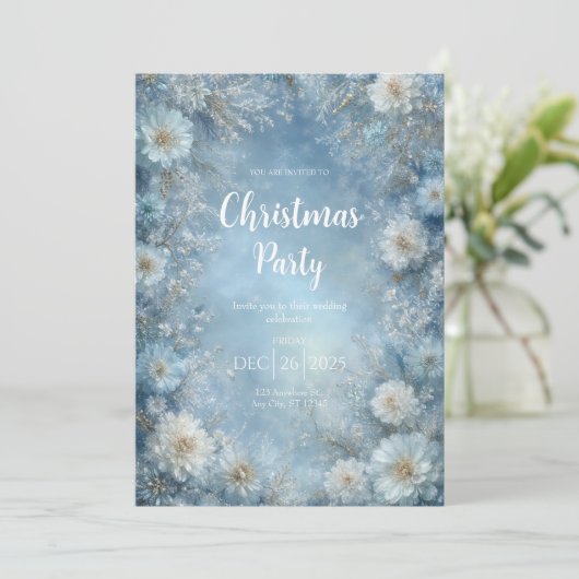 Frosted Blue Winter Bloemen Uitnodiging (Staand voorkant)
