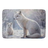 Frosted Bonds: de poolvos en haar welp Badmat (Voorkant)