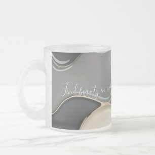 Frosted glass mok in stijlvolle graphics