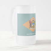Frosted Glass Mok met vlag van Delaware, Verenigde (Voorkant links)