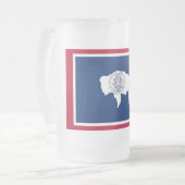 Frosted Glass Mok met vlag van Wyoming State (Voorkant links)