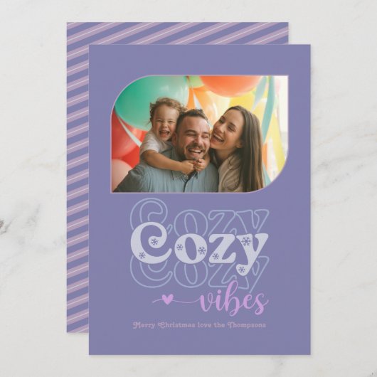 Frosted Lavender Cosy Vibes Only Kerstfoto Feestdagenkaart (Voorkant / Achterkant)