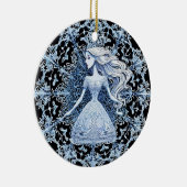 Frosted Princess omgeven door ingewikkelde sneeuwv Keramisch Ornament (Rechts)
