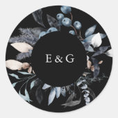 Frosty Blue Winter Bloemen Monogram Bruiloft Ronde Sticker (Voorkant)