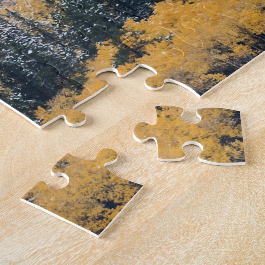 Frosty Larch Trees in Herfst Kleuren Legpuzzel (Zijkant)