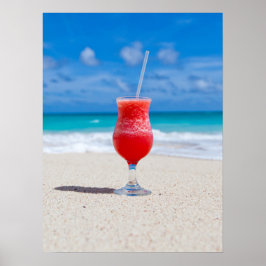 Frosty Strawberry-Drink op het strand Poster