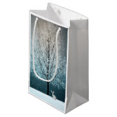 Frosty tree in de avond klein cadeauzakje (Voorkant Gekanteld)