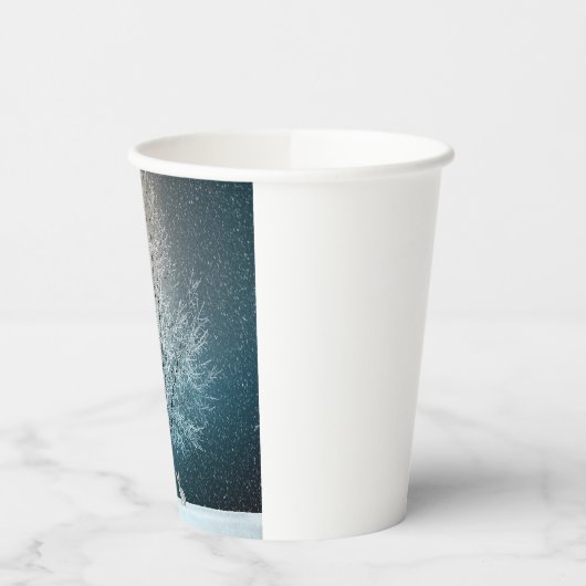 Frosty tree in de avond papieren bekers (Links)