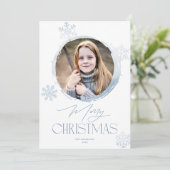 Frosty Winter Snowflake Blue Merry Christmas Foto Feestdagenkaart (Staand voorkant)