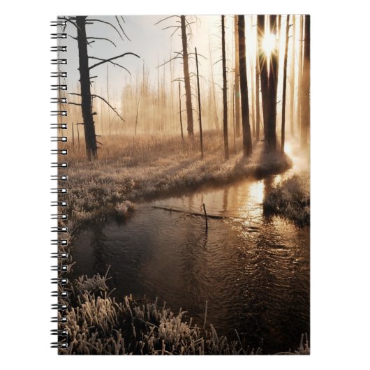 Frosty Yellowstone Morning Notitieboek (Voorkant)