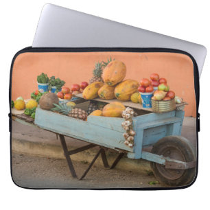 Fruit- en groentekraam, Cuba Laptop Sleeve