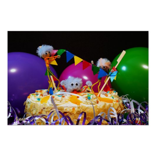 Fubby avontuur in feeststemming met taart. perfect poster (Voorkant)