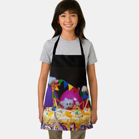 Fubby avontuur in feeststemming met taart. schort (Insitu)