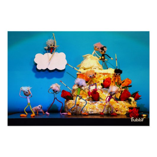 Fubby bruiloft met cupido die voor liefde zorgt. perfect poster (Voorkant)