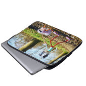 Fubby die zijn hondje uitlaat. laptop sleeve (Voorkant onderkant)