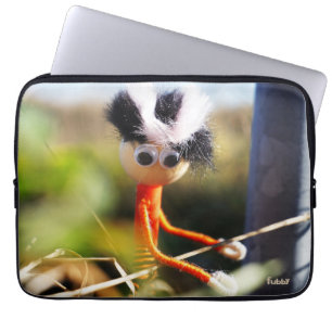 Fubby, een fantasie poppetje. laptop sleeve