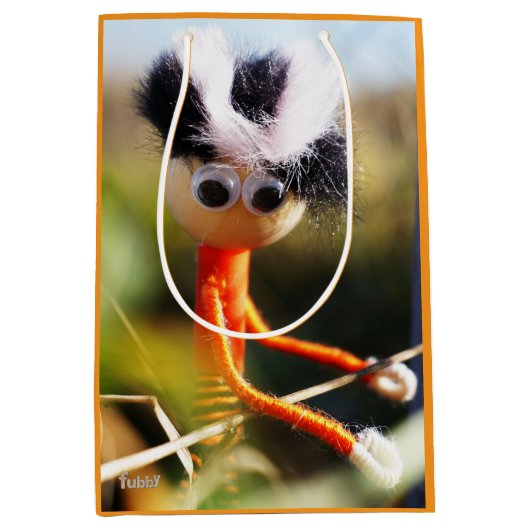 Fubby, een fantasie poppetje. medium cadeauzakje (Voorkant)