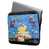 Fubby feest met taart en bruidspaar. laptop sleeve (Voorkant Links)