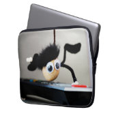 Fubby hangend als de scene van Tom Cruise. Laptop Sleeve (Voorkant Links)