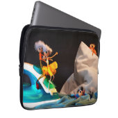 Fubby in de iconische Fimscene van de Titanic. Laptop Sleeve (Voorkant Rechts)