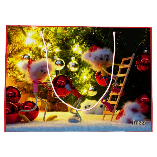 Fubby Kerstkoor met humoristisch detail. Groot Cadeauzakje (Achterkant)