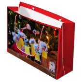 Fubby Kerstkoor met humoristisch detail. Groot Cadeauzakje (Voorkant Gekanteld)